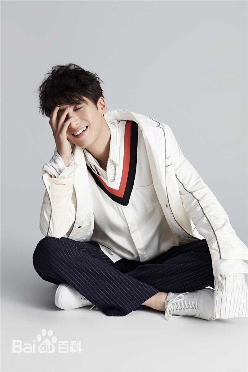 应昊茗精选休闲男朋友图册