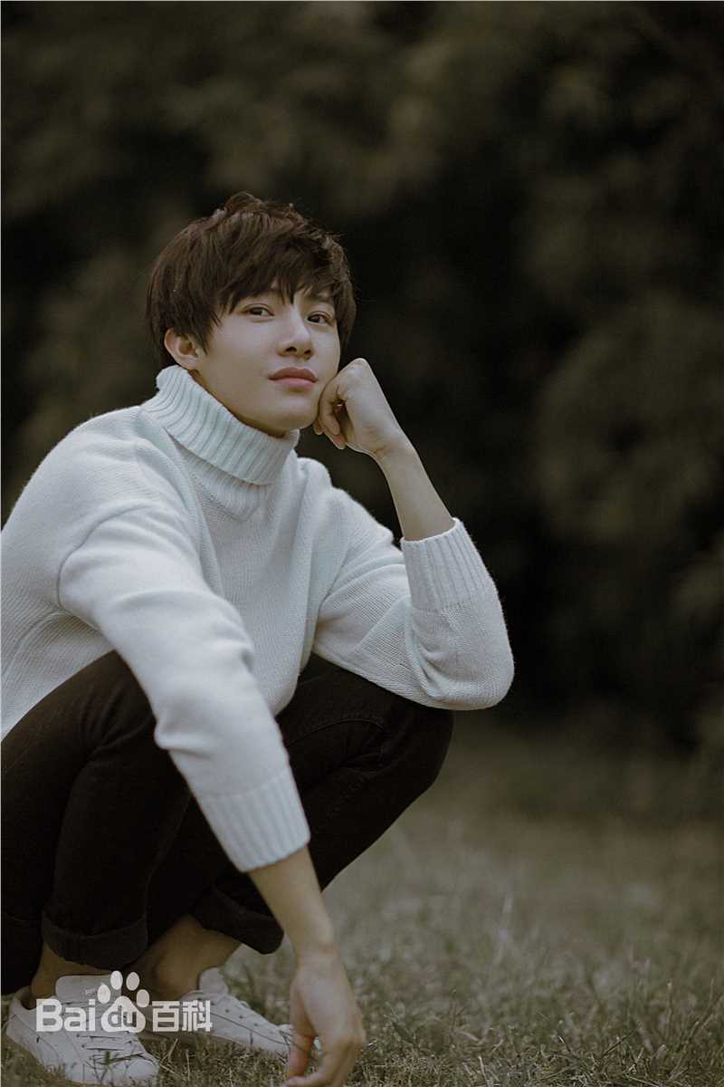 黄圣池最全杂志、街拍、相册