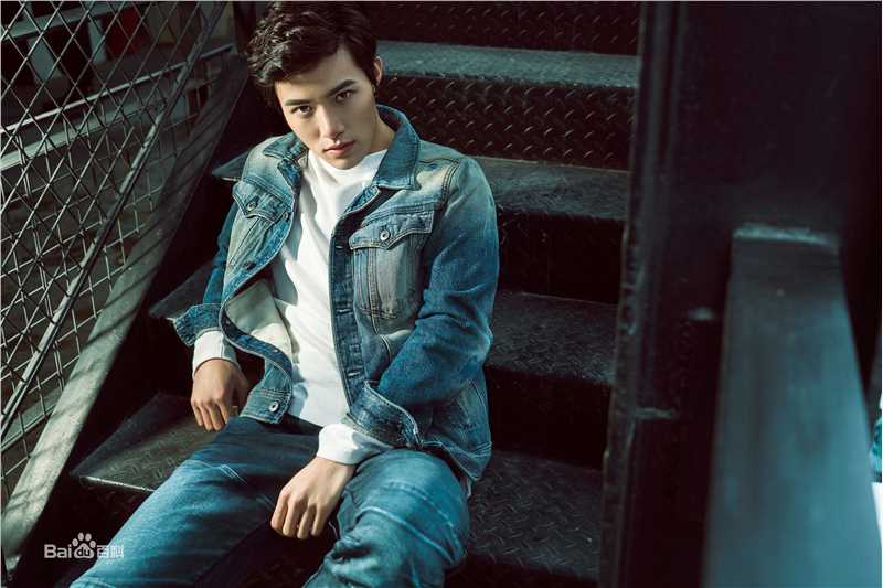 黄圣池最全杂志、街拍、相册