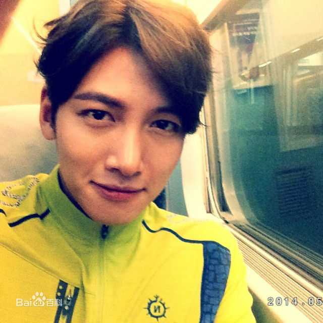 池昌旭(Ji Chang Wook、チ チャンウク)生活图册