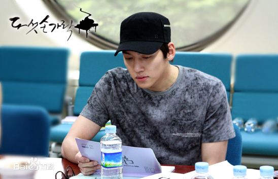 池昌旭(Ji Chang Wook、チ チャンウク)五根手指【2012】生活照