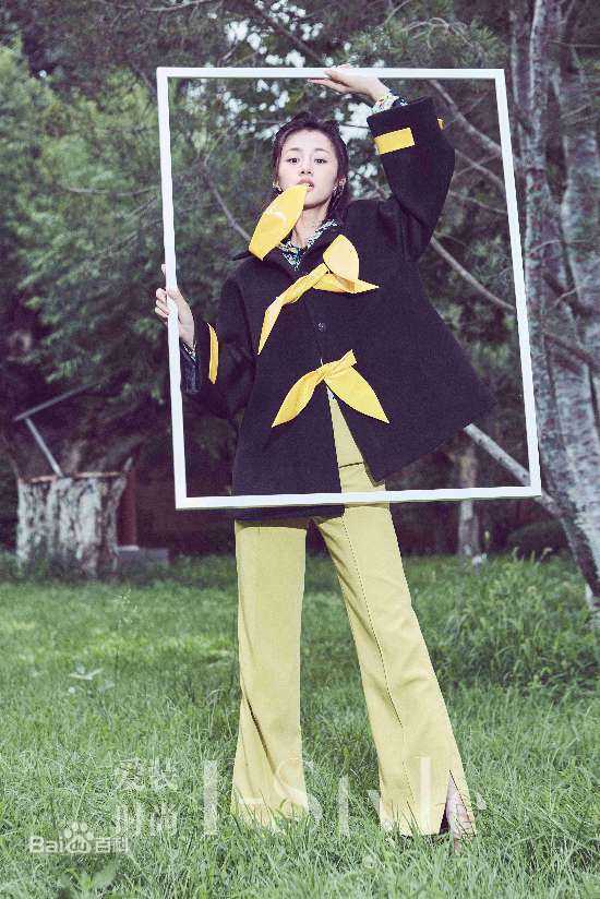 安悦溪(Yue Xi An)时尚街拍图前后照片