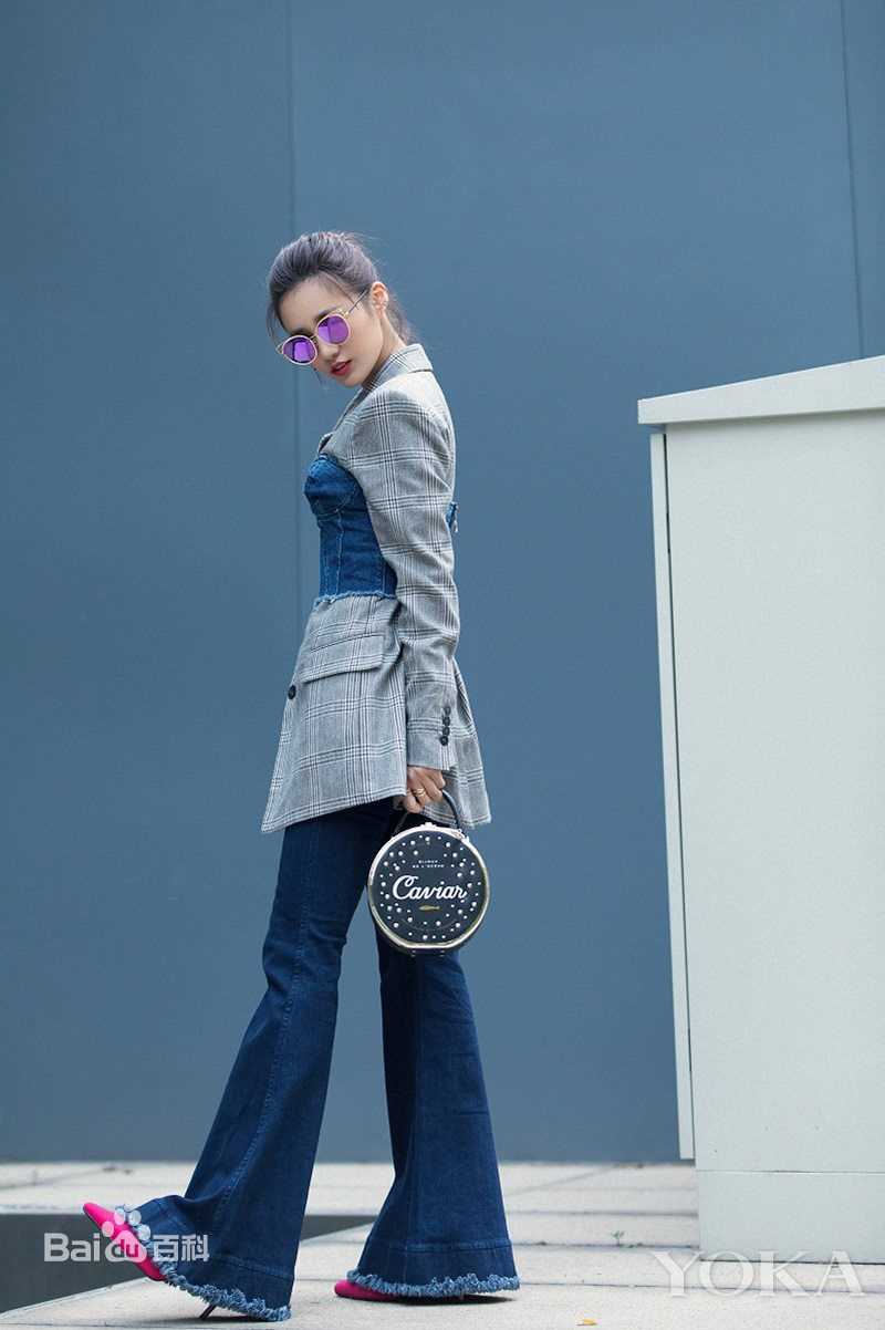 安悦溪(Yue Xi An)时尚街拍图前后照片