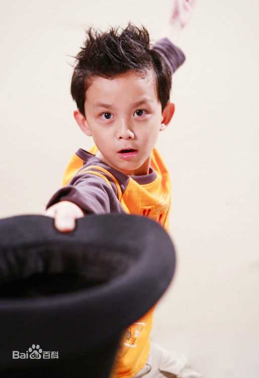 最全吴磊(Leo)在《家有外星人》唐不苦中的相册