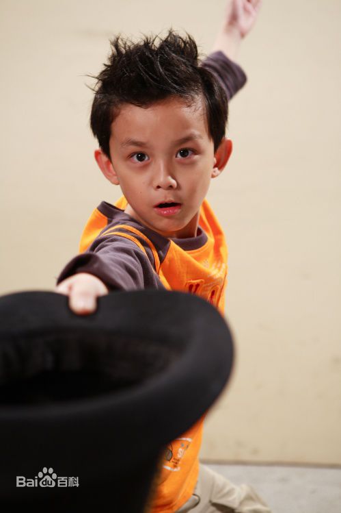 最全吴磊(Leo)在《家有外星人》唐不苦中的相册