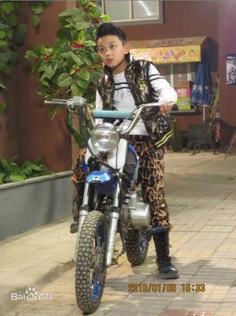 最优质吴磊(Leo)在《淘气包马小跳》马小跳中的相册