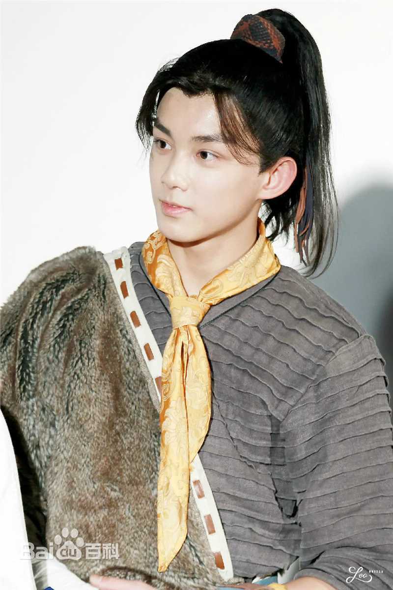 最新吴磊(Leo)在《仙剑客栈》李逍遥中的壁纸