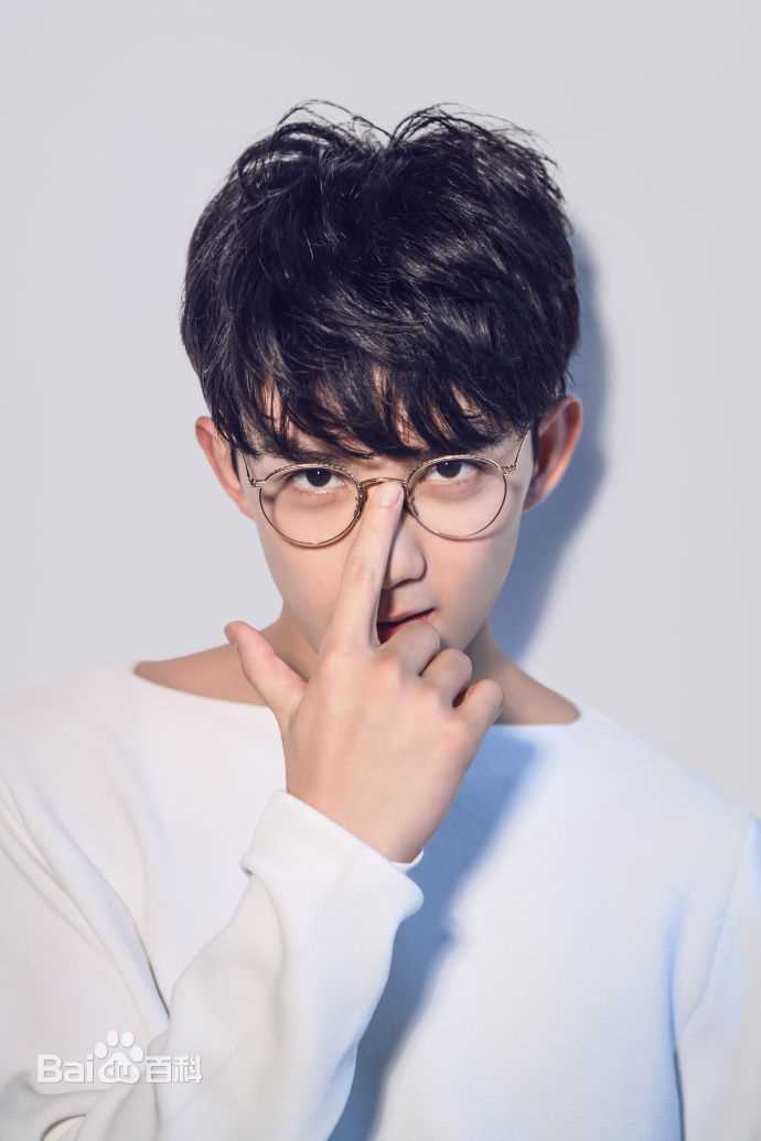 吴磊(Leo)生活照图册