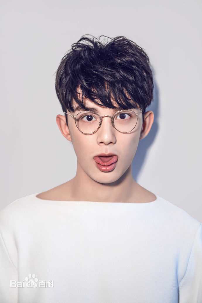 吴磊(Leo)生活照图册