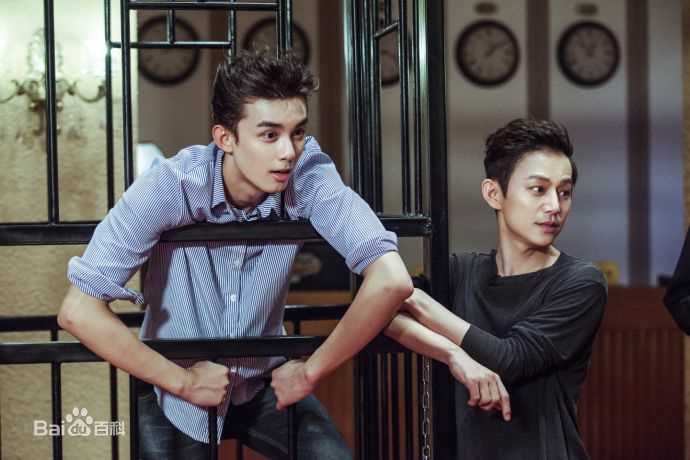 吴磊(Leo)明星大侦探第三季前后照片