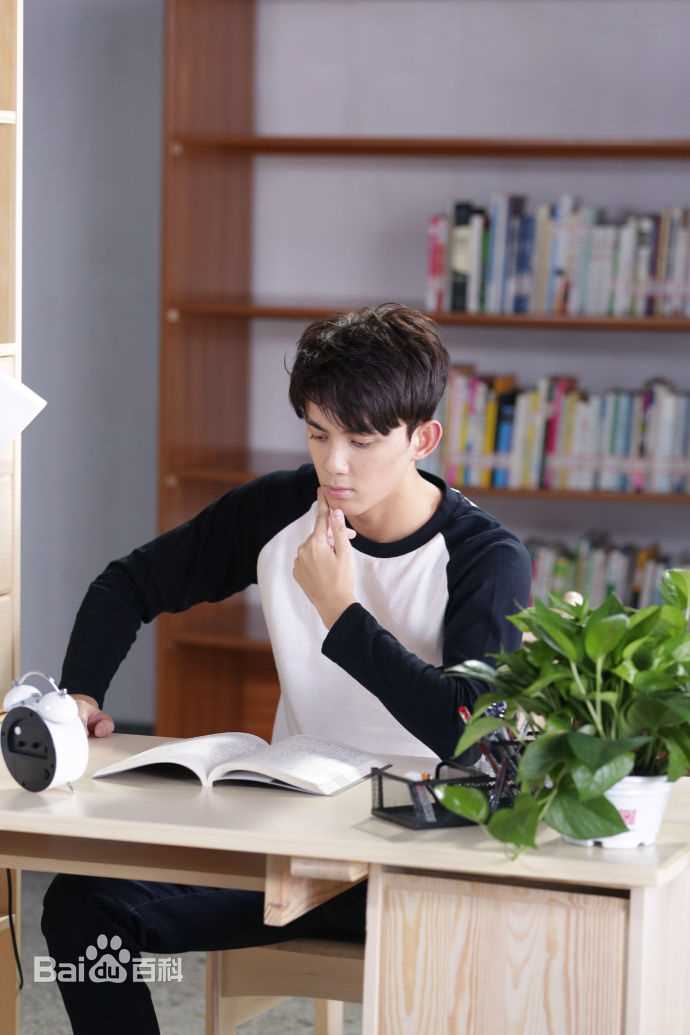 吴磊(Leo)零片酬出演公益广告图册