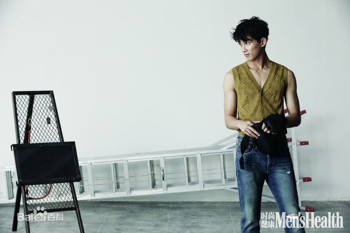 最新吴磊(Leo)在《男士健康》中的壁纸