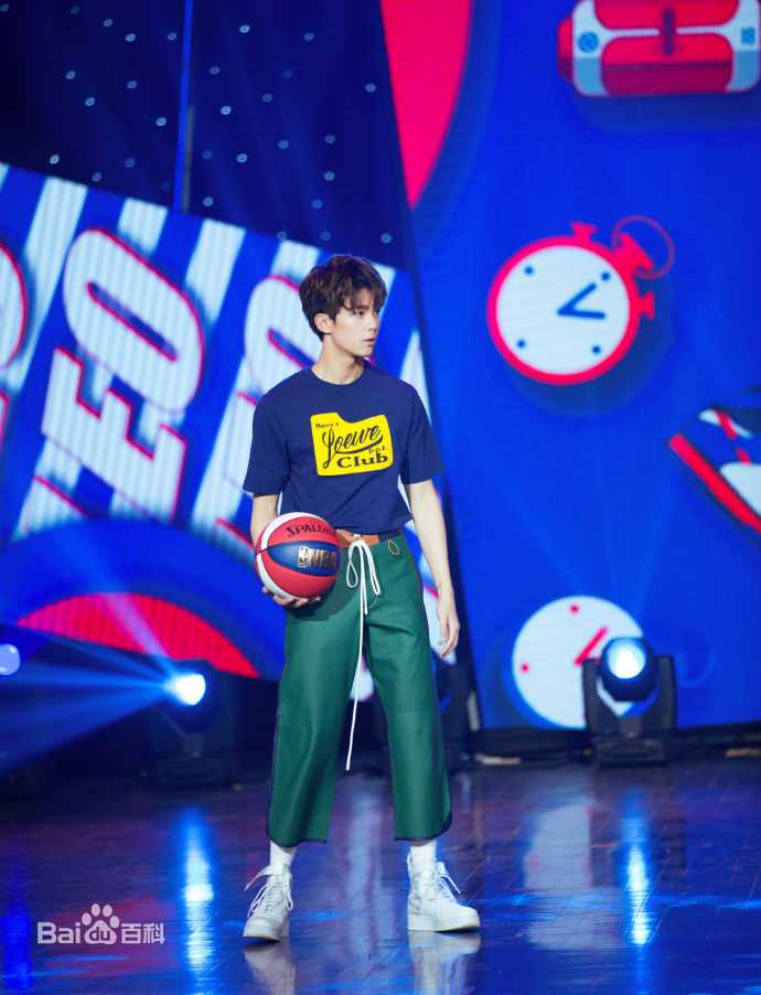 吴磊(Leo)18岁成人礼图册