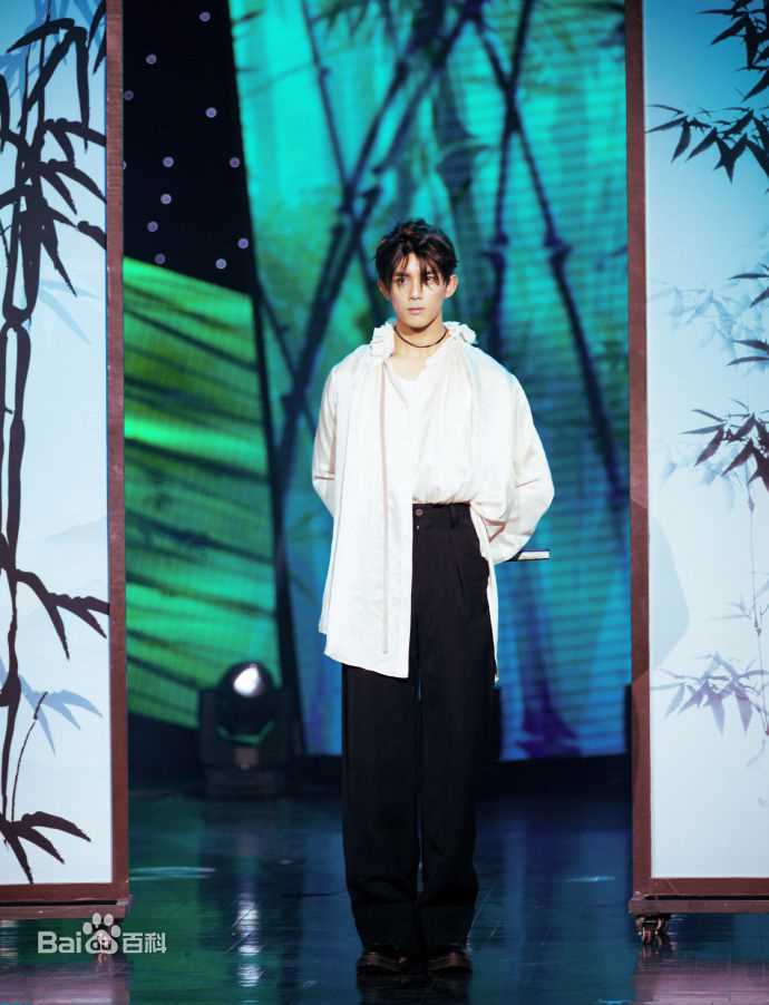 吴磊(Leo)18岁成人礼图册