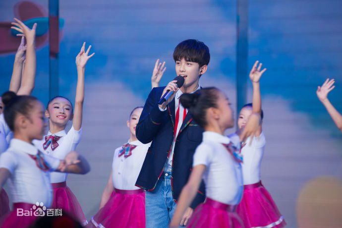 吴磊(Leo)开学第一课前后照片