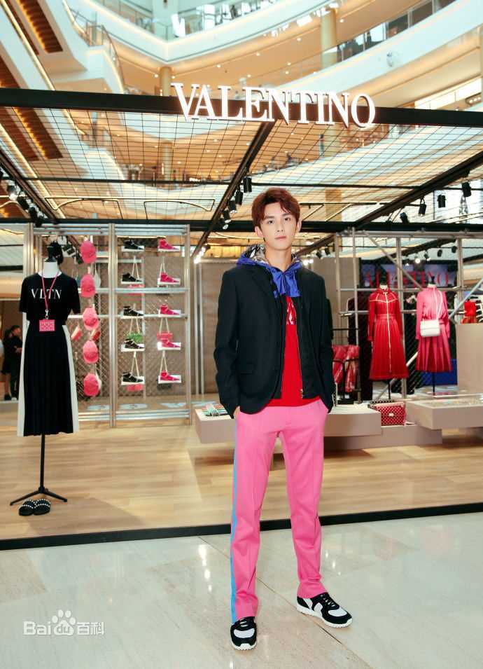 吴磊(Leo)出席活动前后照片