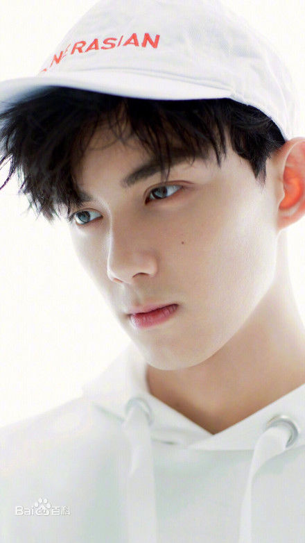 吴磊(Leo)在《小资》中的