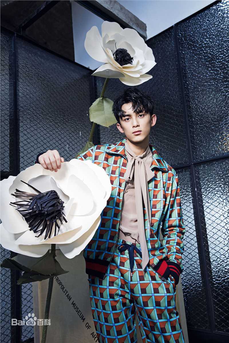 精选吴磊(Leo)在《男人风尚》中的图册