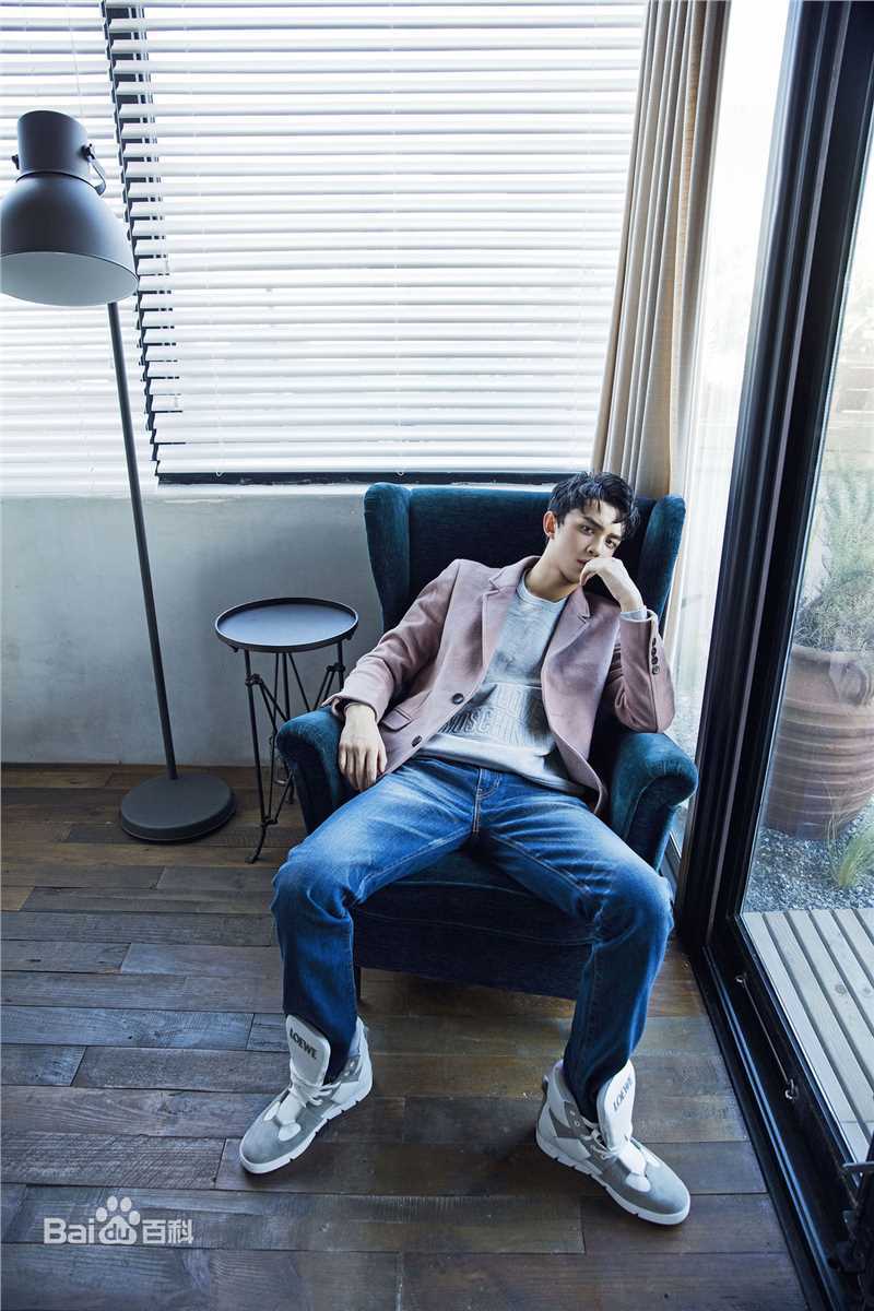 精选吴磊(Leo)在《男人风尚》中的图册