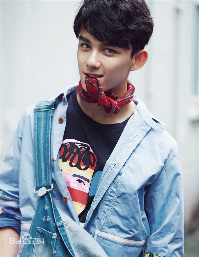 吴磊(Leo)在《红秀GRAZIA》中的