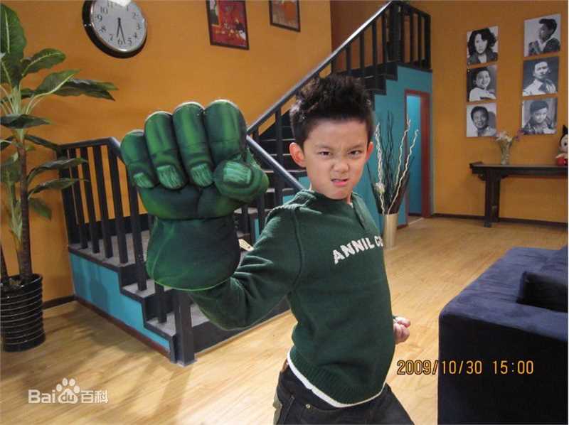 吴磊(Leo)在《淘气包马小跳》饰马小跳中的