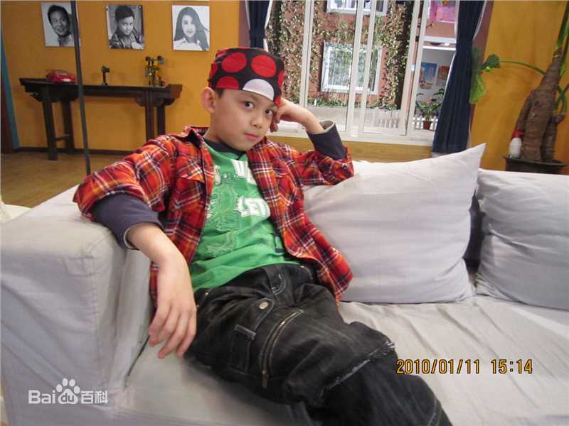 吴磊(Leo)在《淘气包马小跳》饰马小跳中的