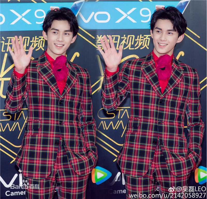 吴磊(Leo)腾讯星光大赏前后照片