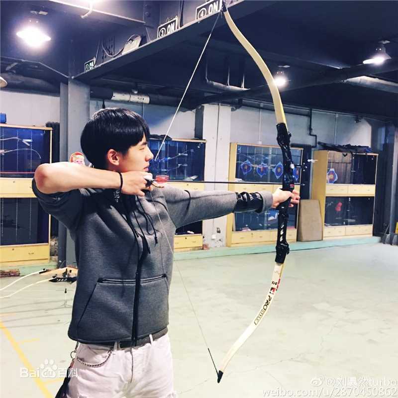 刘昊然生活照壁纸壁纸