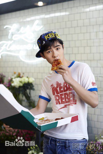 刘昊然高清_杂志图集