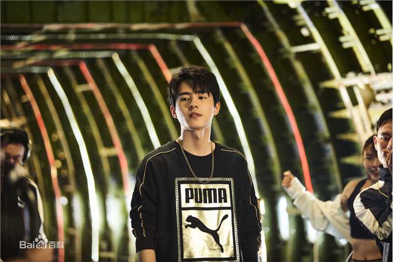 刘昊然广告代言2生活照相册