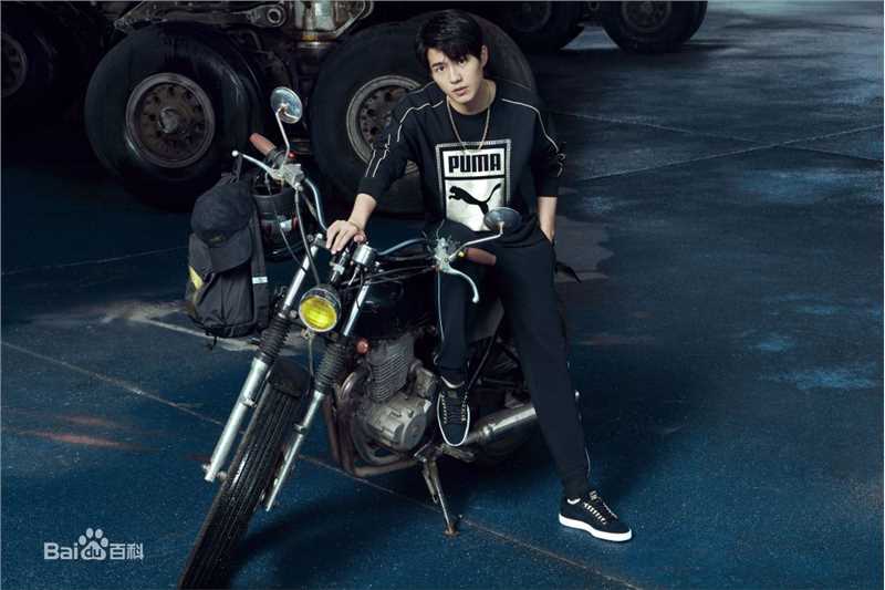 刘昊然广告代言2生活照相册