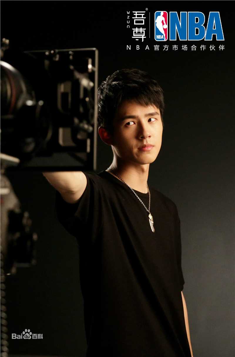 刘昊然广告代言2生活照相册