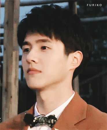 刘昊然-高能少年团图片图册