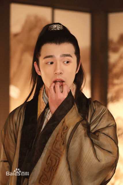 刘昊然-高能少年团图片图册