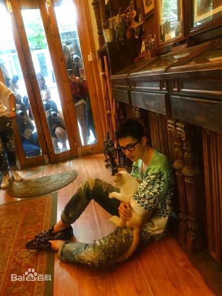 高清刘昊然图片