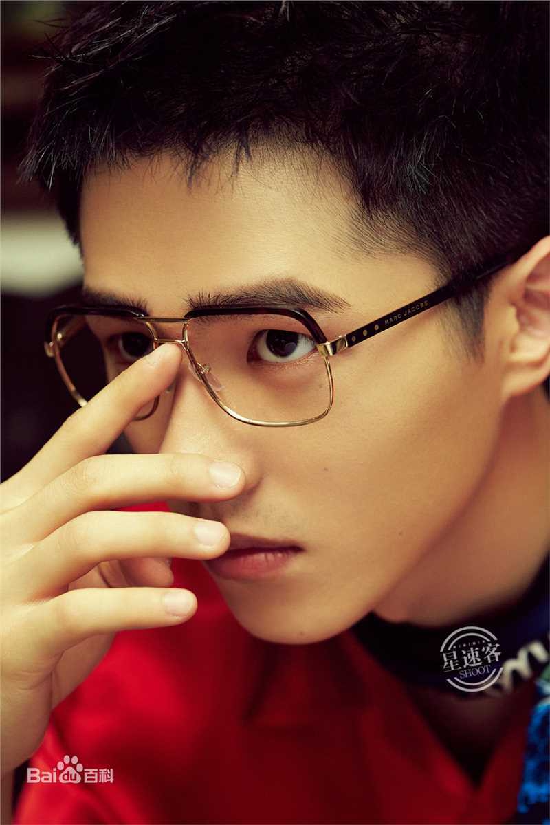 高清刘昊然图片