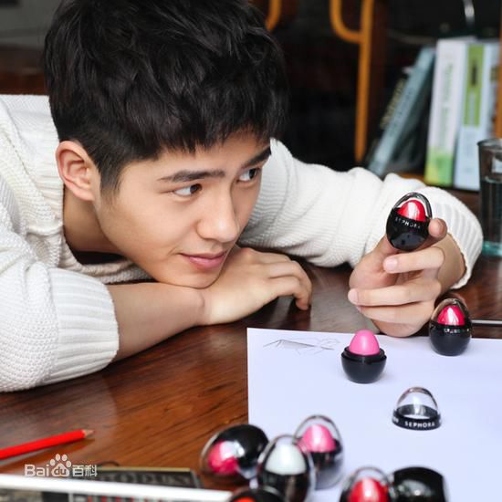 刘昊然-广告代言图片图集