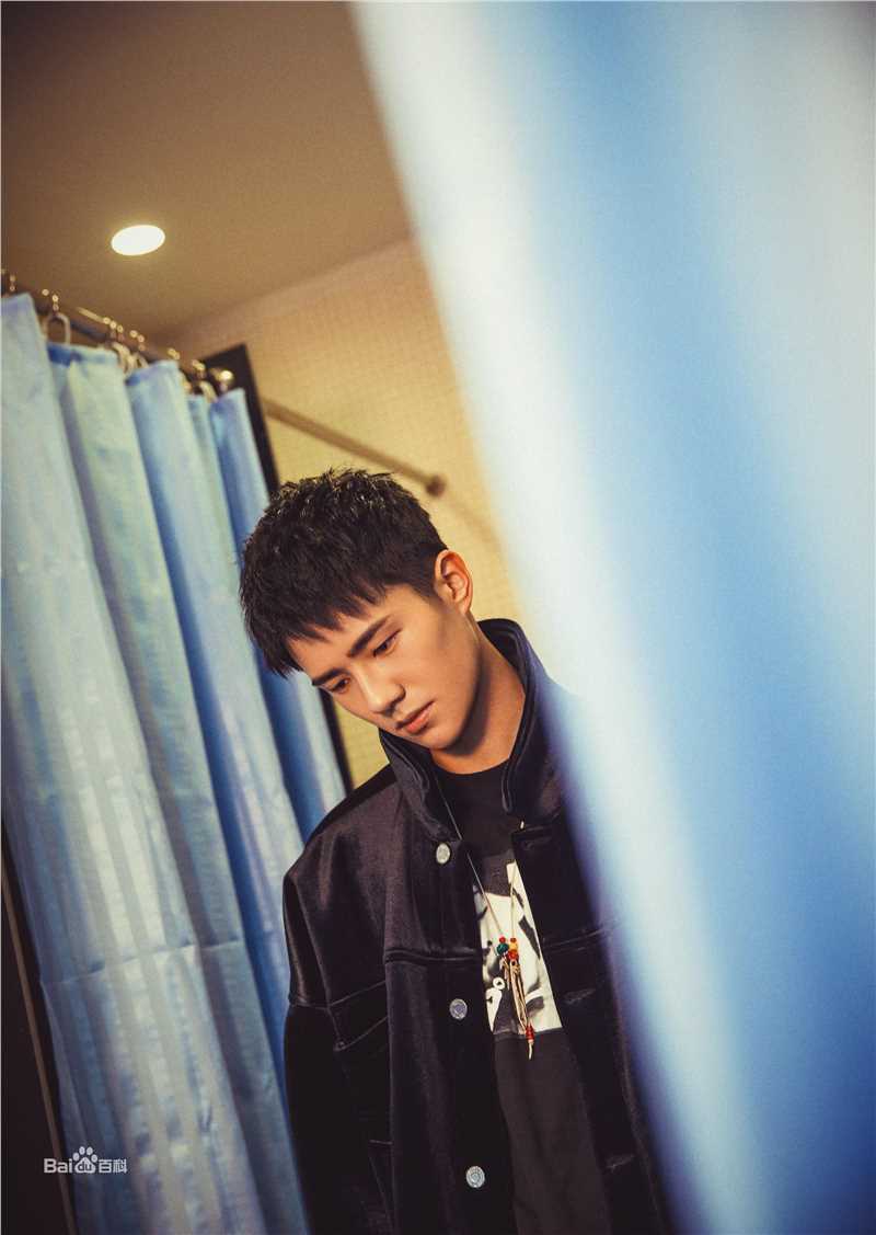 刘昊然高清图片生活照相册