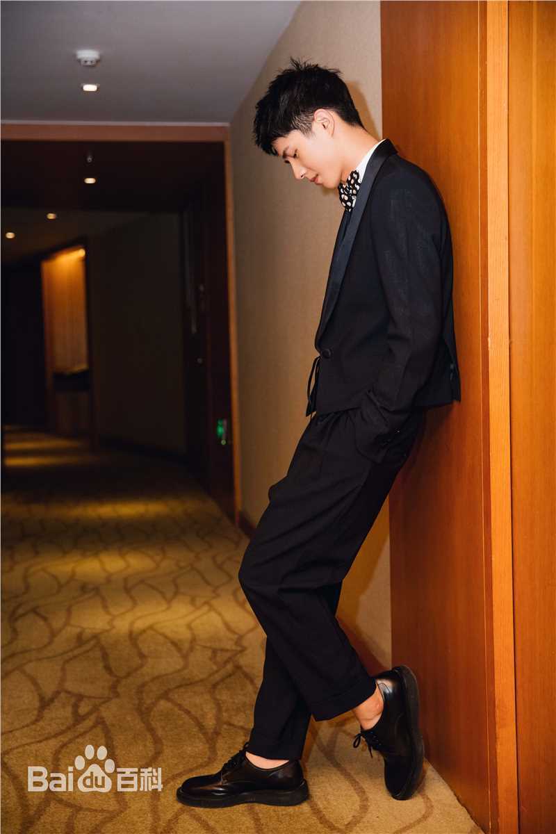 刘昊然高清图片生活照相册