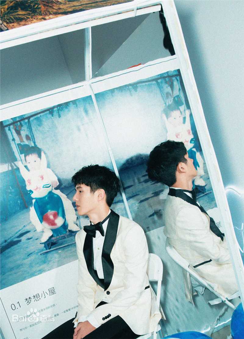 刘昊然个人摄影展壁纸壁纸