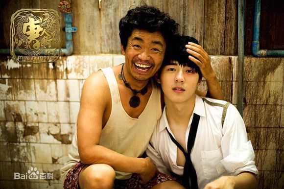 刘昊然唐人街探案剧照海报