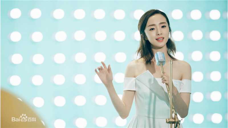 胡冰卿节目活动图素颜照相册