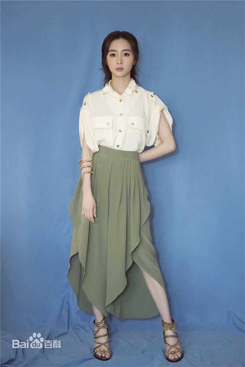 胡冰卿节目活动图素颜照相册