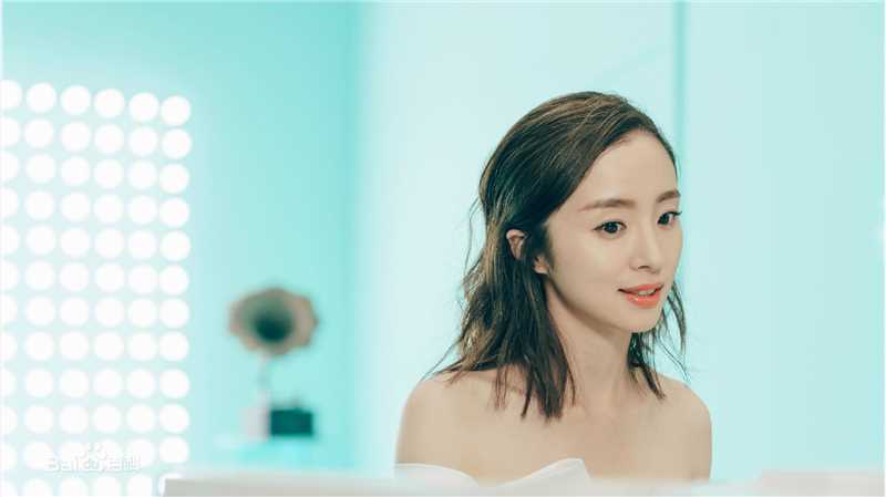 胡冰卿节目活动图素颜照相册