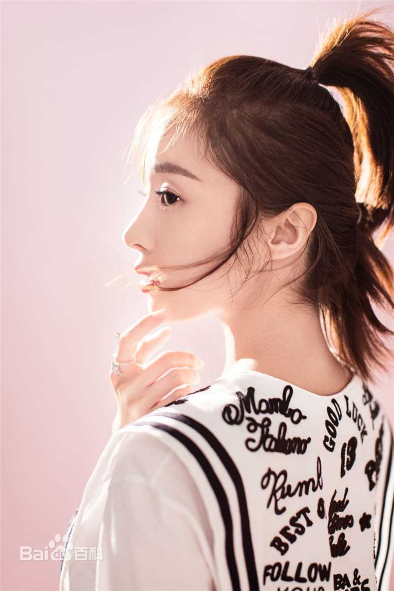 胡冰卿最全2017年杂志相册