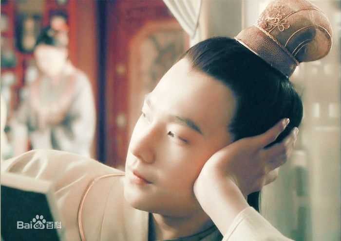 最新吴念真(Wen-ching Wu)在新版《红楼梦》饰演贾宝玉中的壁纸