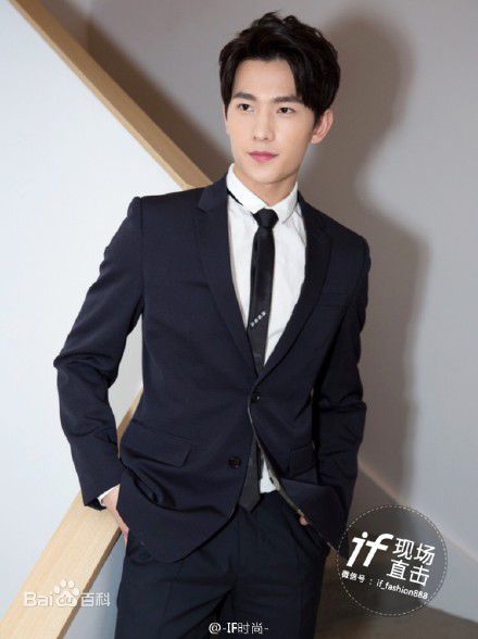 吴念真(Wen-ching Wu)2016巴黎男装周性感图片图集