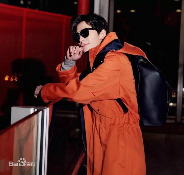 吴念真(Wen-ching Wu)2016巴黎男装周性感图片图集