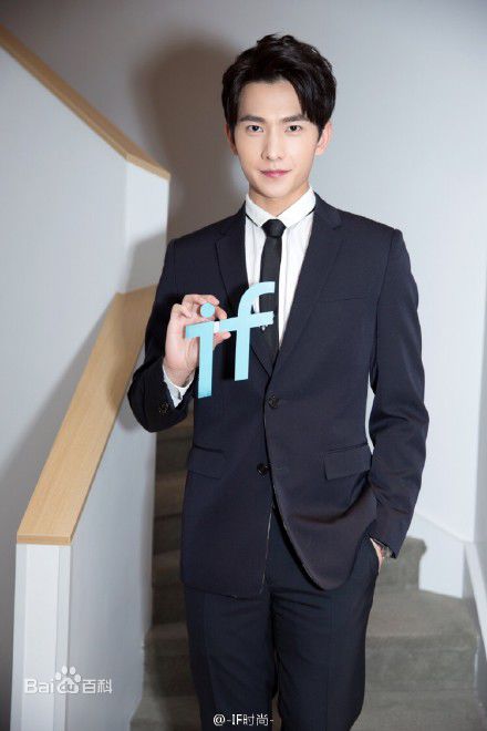 吴念真(Wen-ching Wu)2016巴黎男装周性感图片图集