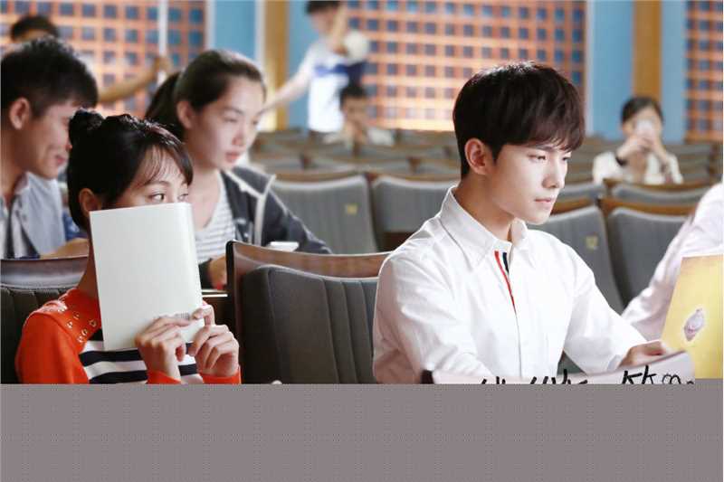 最新吴念真(Wen-ching Wu)在《微微一笑很倾城》饰演肖奈中的壁纸